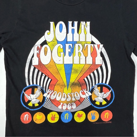 Bella Canvas John Fogerty Woodstock 1969 Small Black Short Sleeve T-shirt - Picture 2 of 7